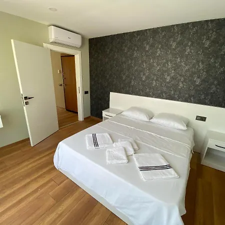 Hotel London