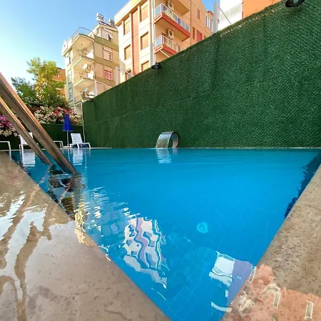 London * Antalya