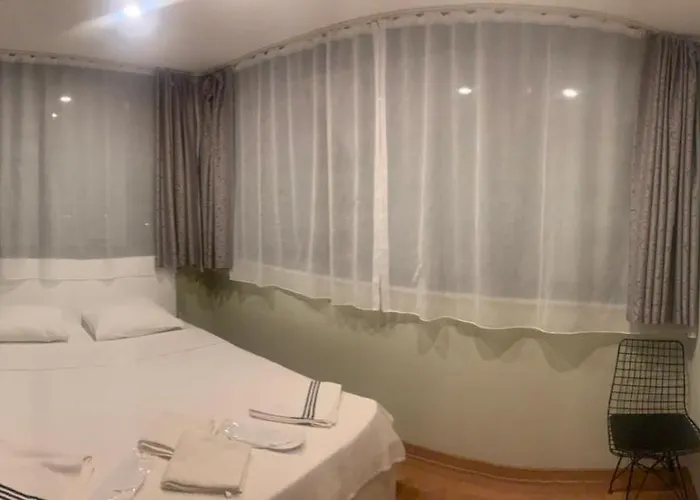London Hotel